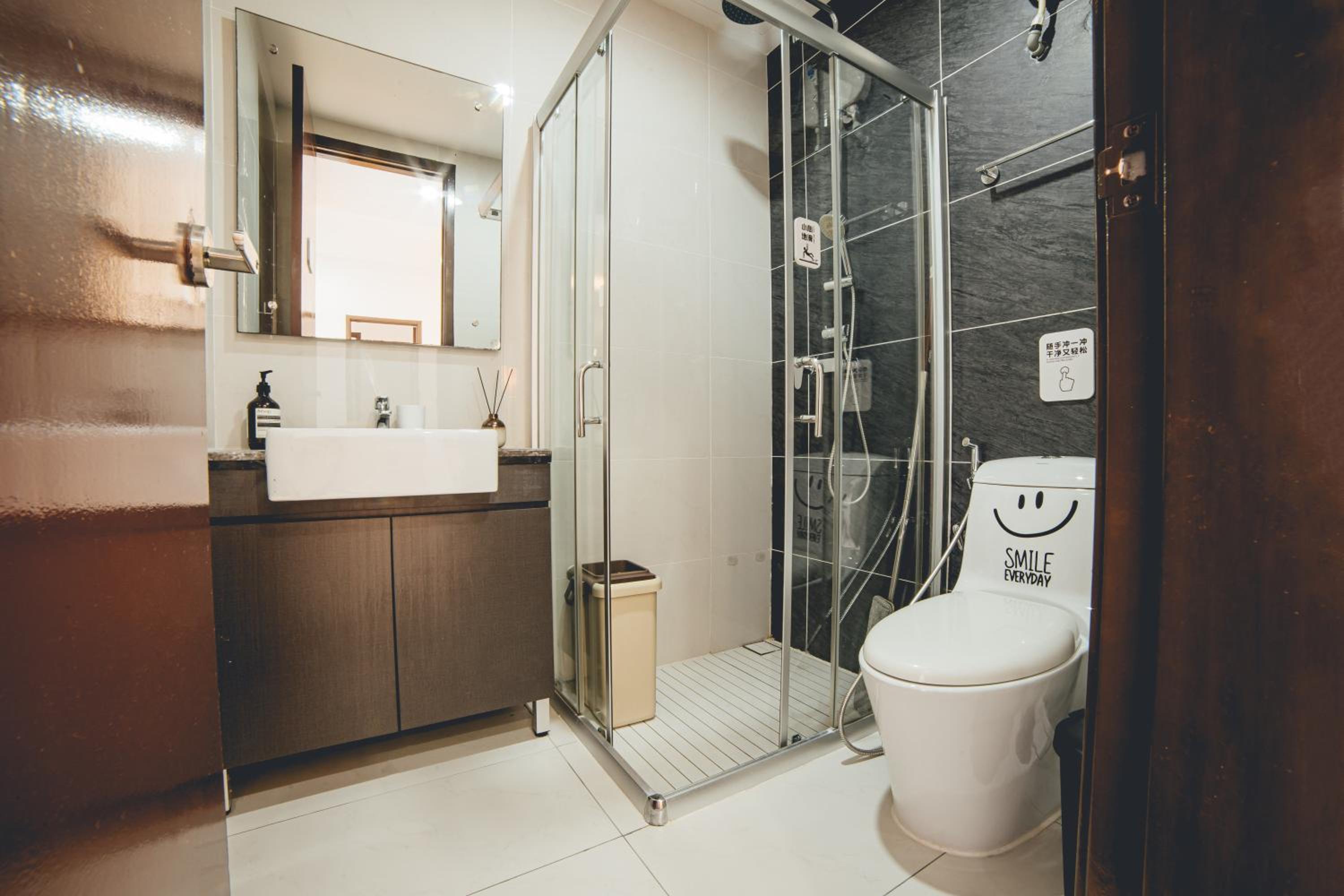 Danga bay high floor seaview 2BR by Our Stay