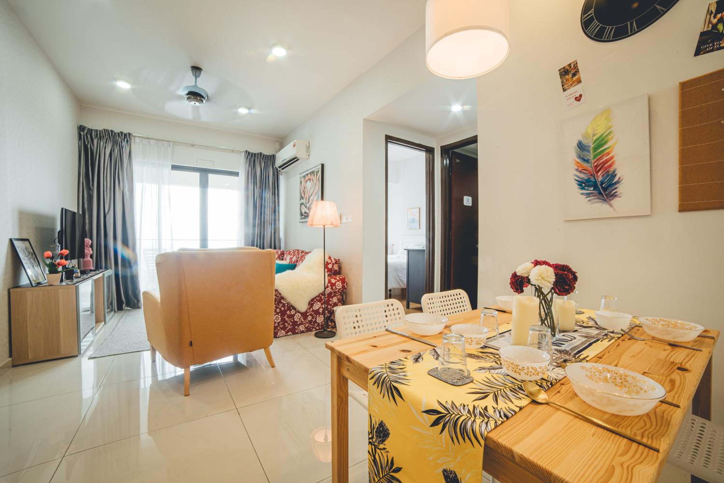 Danga bay high floor seaview 2BR by Our Stay