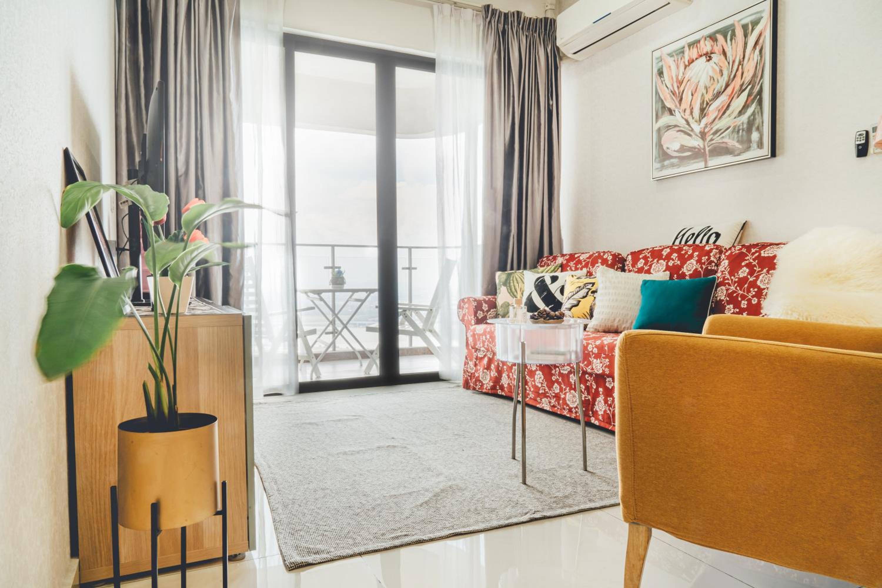 Danga bay high floor seaview 2BR by Our Stay