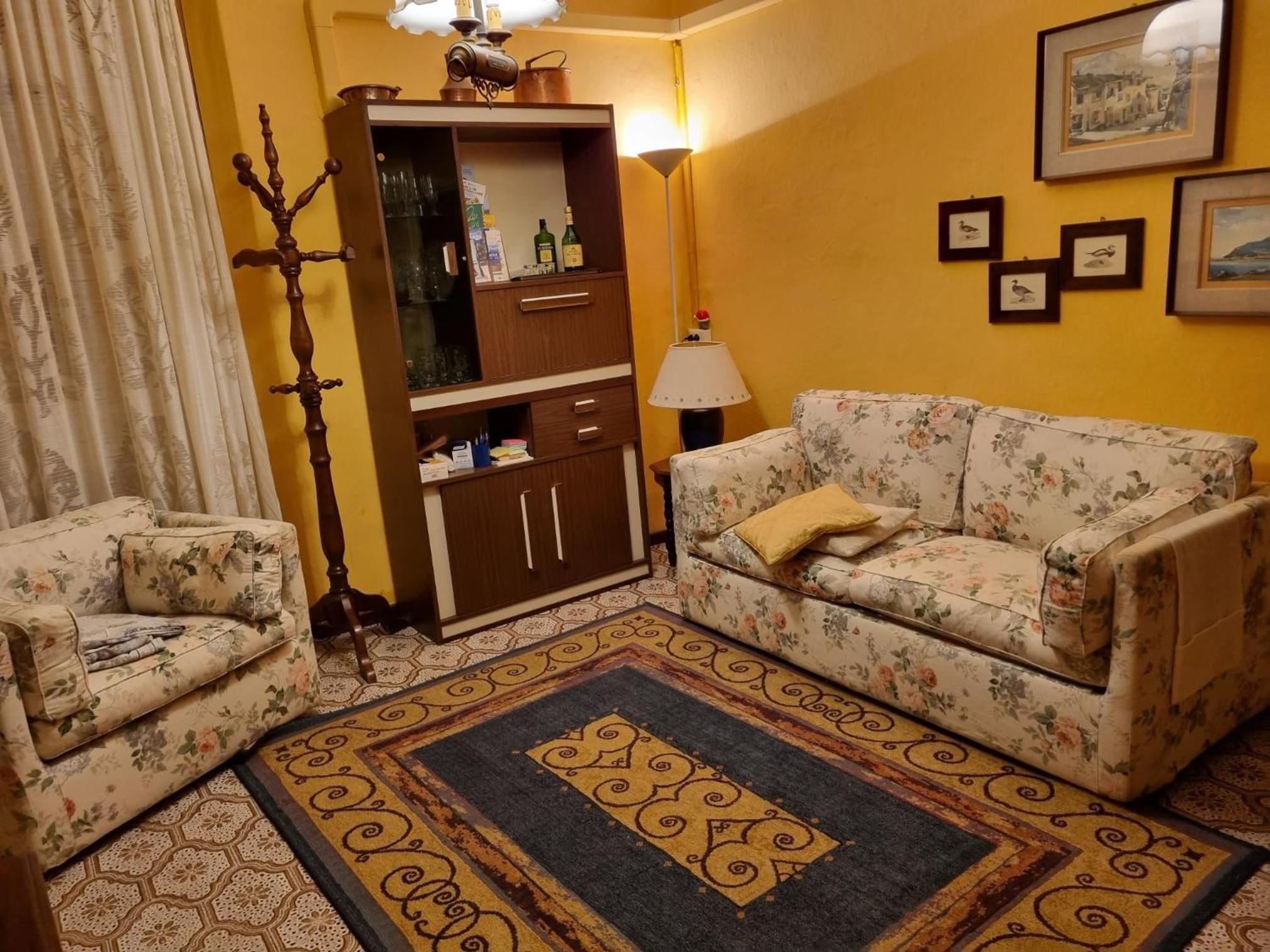 LA CORTE DELLA CARLA - cozy home in the old court