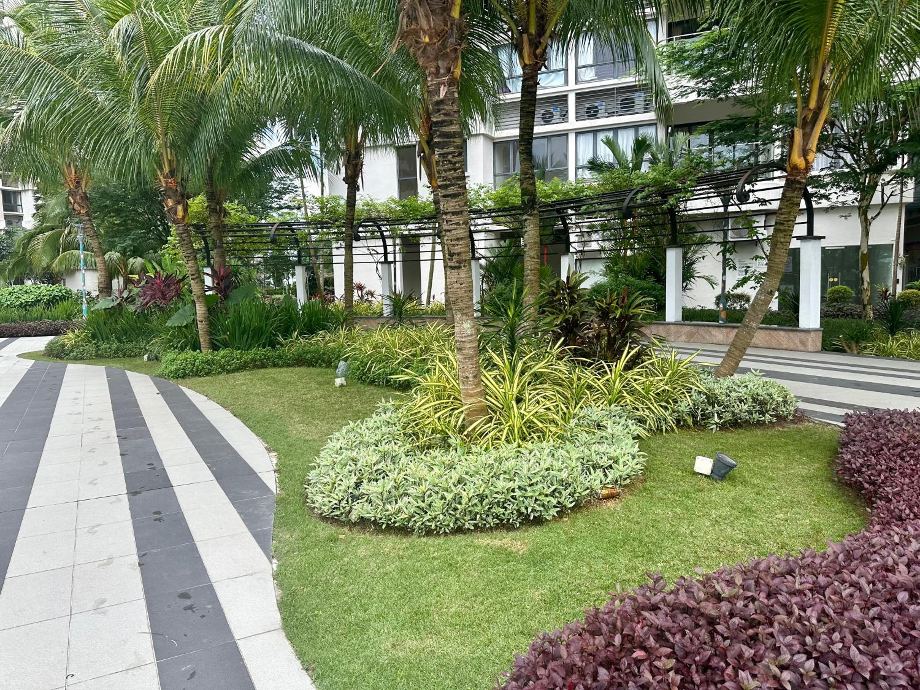Danga bay high floor seaview 2BR by Our Stay