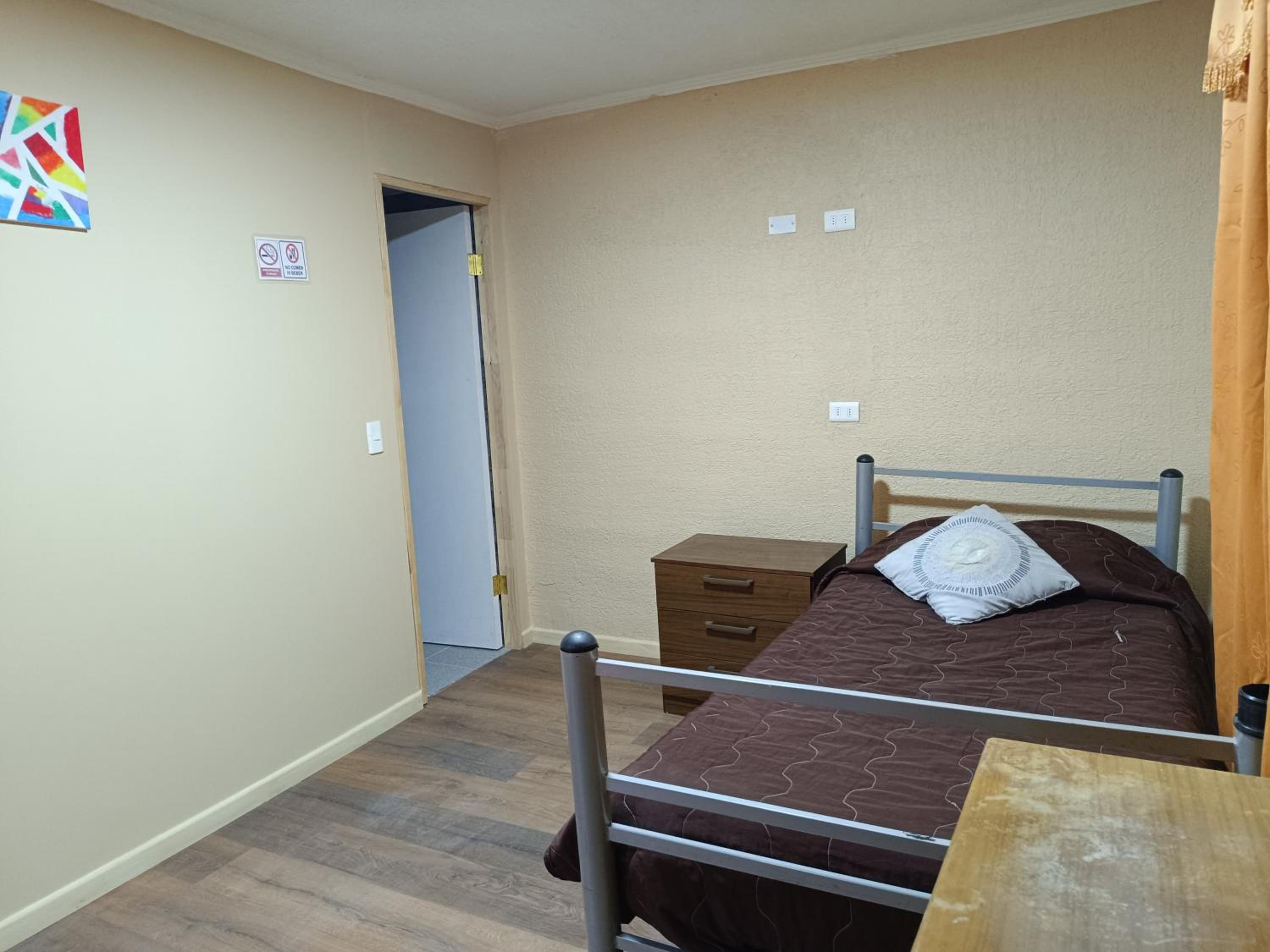 Hostal Ollague, habitaciones con baño privado