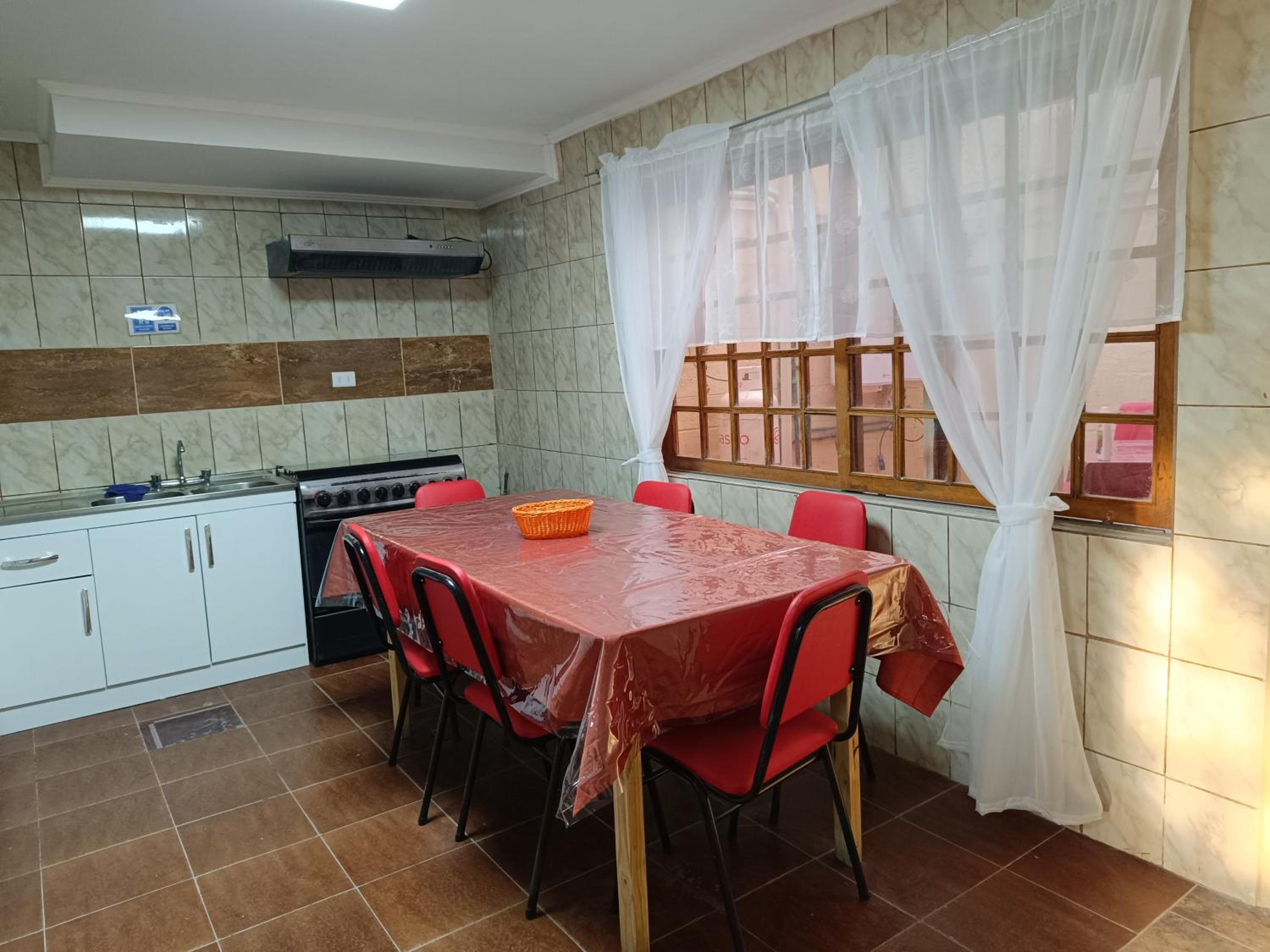 Hostal Ollague, habitaciones con baño privado