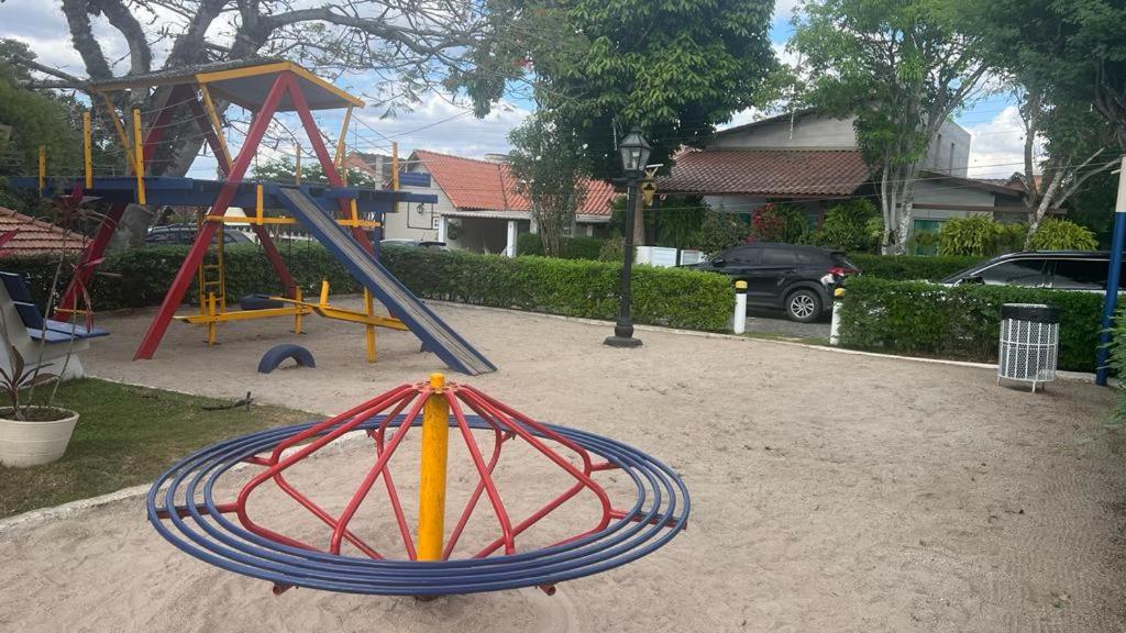 Casa 7 no Condomínio Chácara Alpina- Rua Tabajara