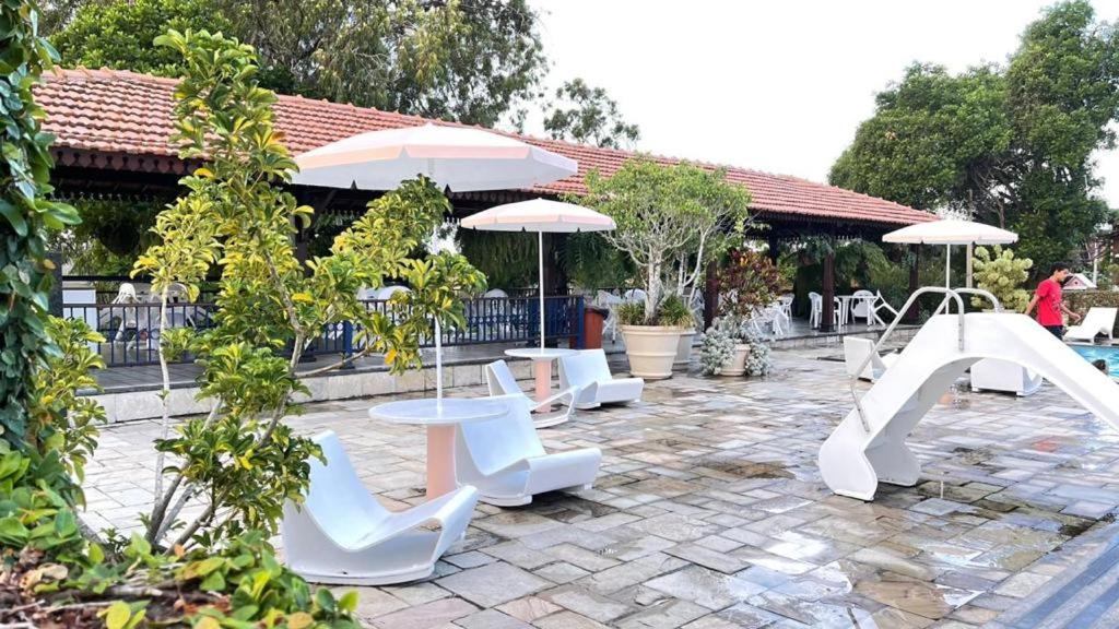 Casa 7 no Condomínio Chácara Alpina- Rua Tabajara