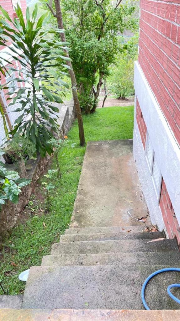 Casa 7 no Condomínio Chácara Alpina- Rua Tabajara