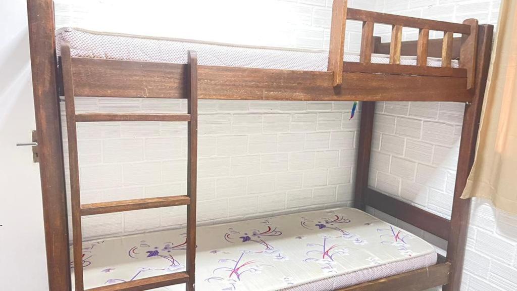 Casa 7 no Condomínio Chácara Alpina- Rua Tabajara