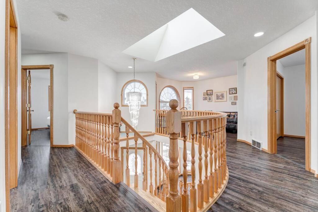 Coral Springs Lakefront Retreat