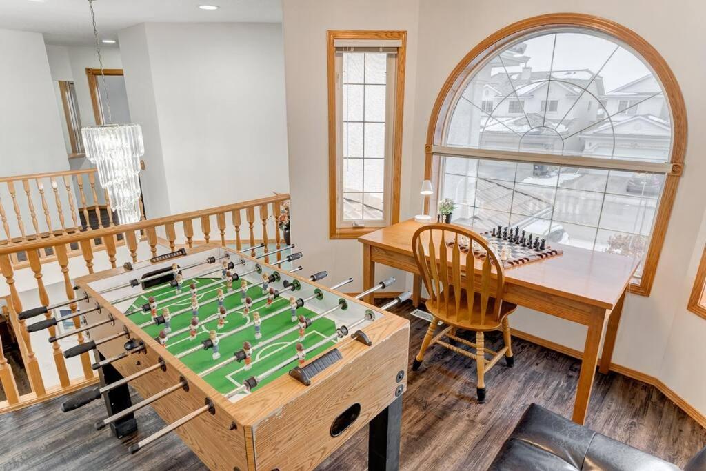 Coral Springs Lakefront Retreat