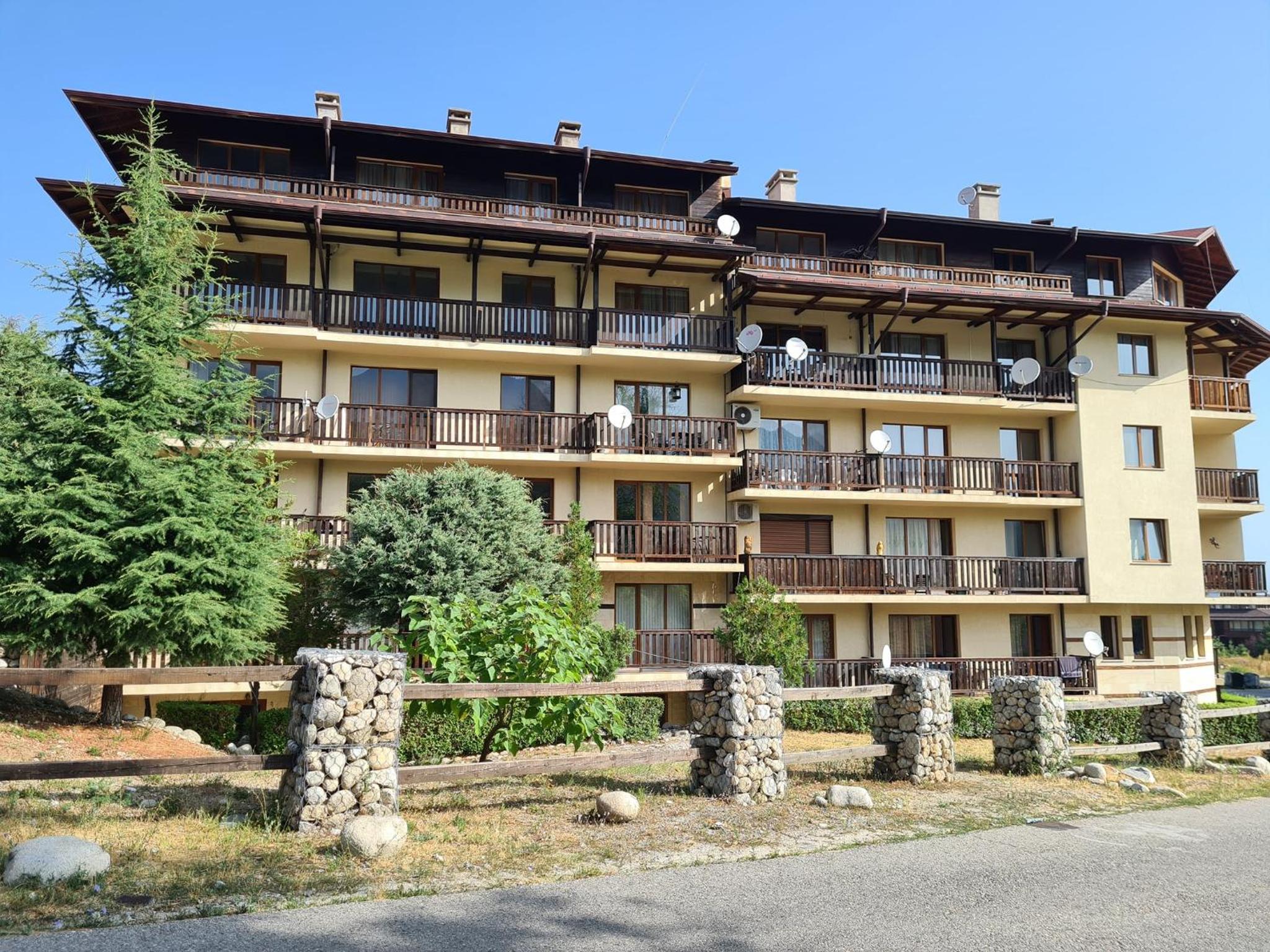 Large One Bedroom with Terrace next to the Ski Lift