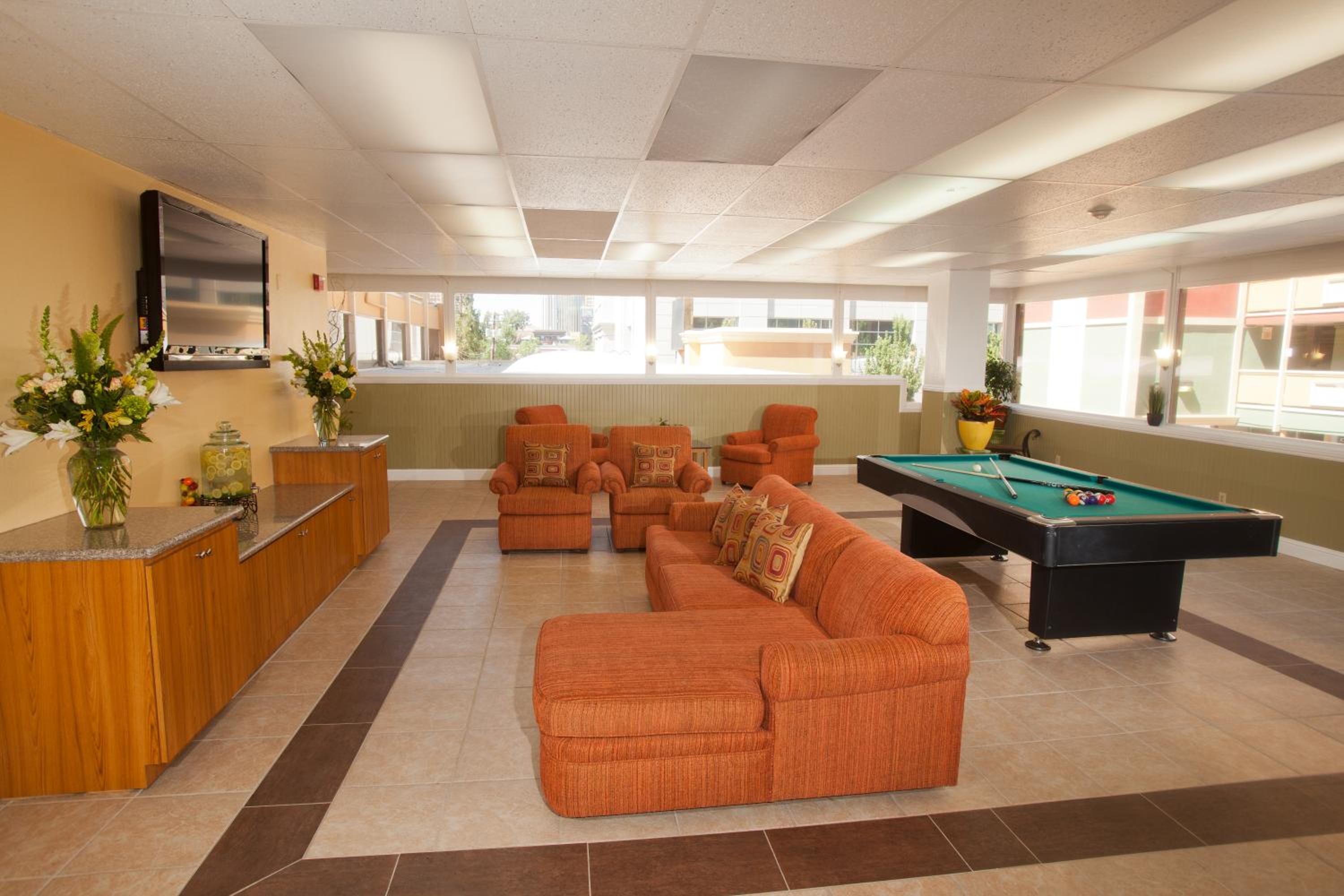 Reno Vacations - Legacy Vacation Resorts - Reno - Property Image 1