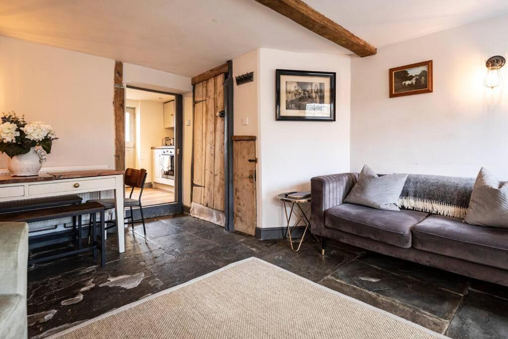 Bay Tree House by Signature Stays - Cosy Cottage - Moreton-in-Marsh - Cotswold