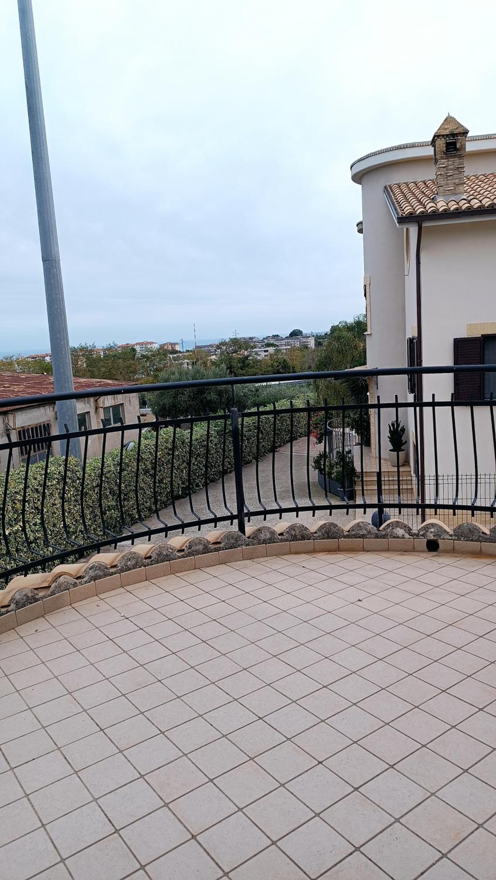 B&B LE LUCI Appartamento al primo piano interno 1 view 3