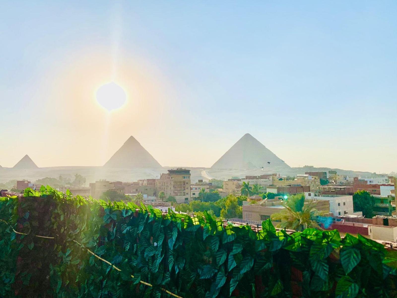 Eyad Pyramids view