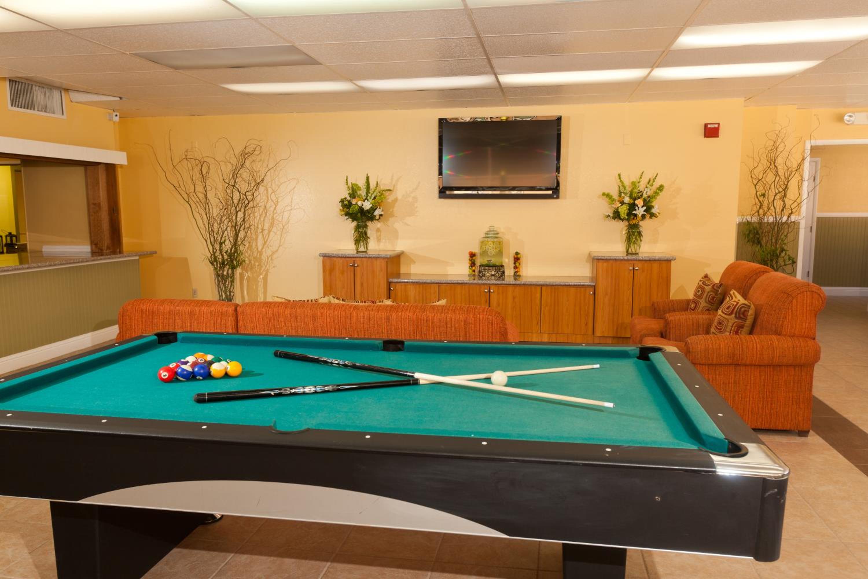 Reno Vacations - Legacy Vacation Resorts - Reno - Property Image 12