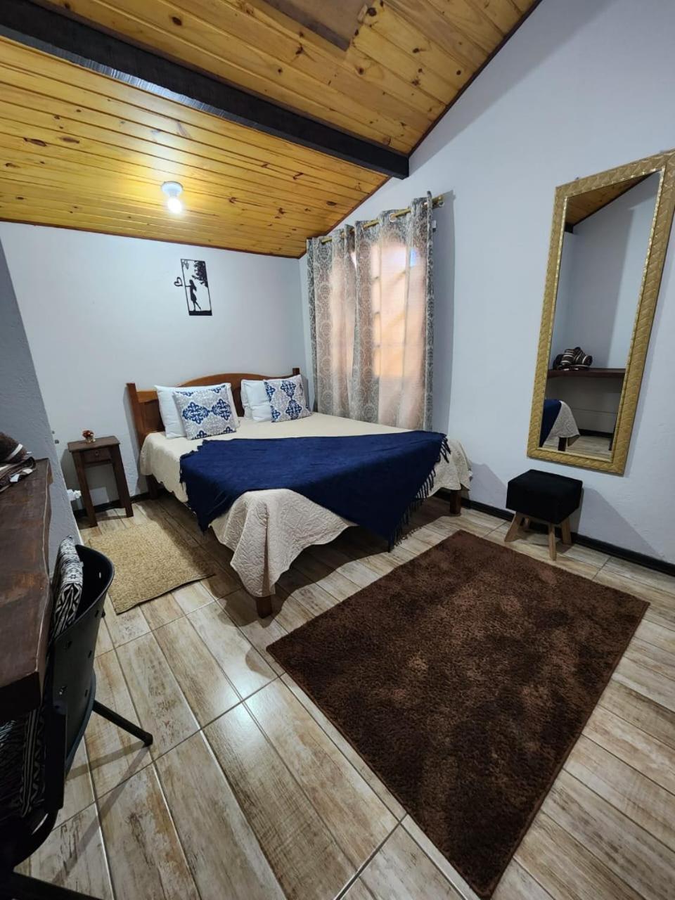 Chalés Juliana Casa 1