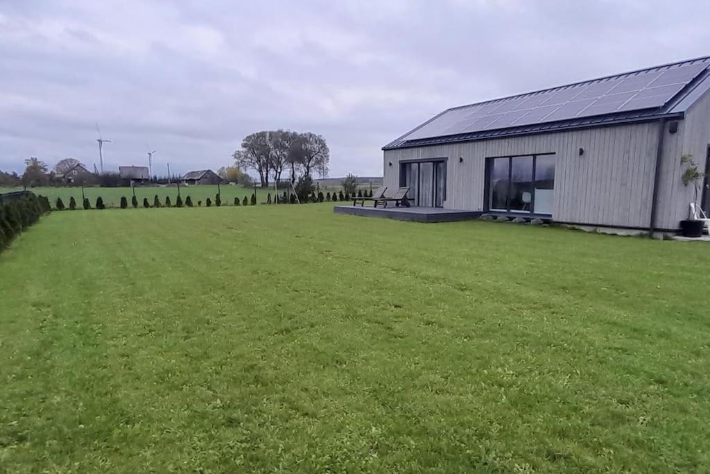 "Dad and Daughter Weekend House" view 5