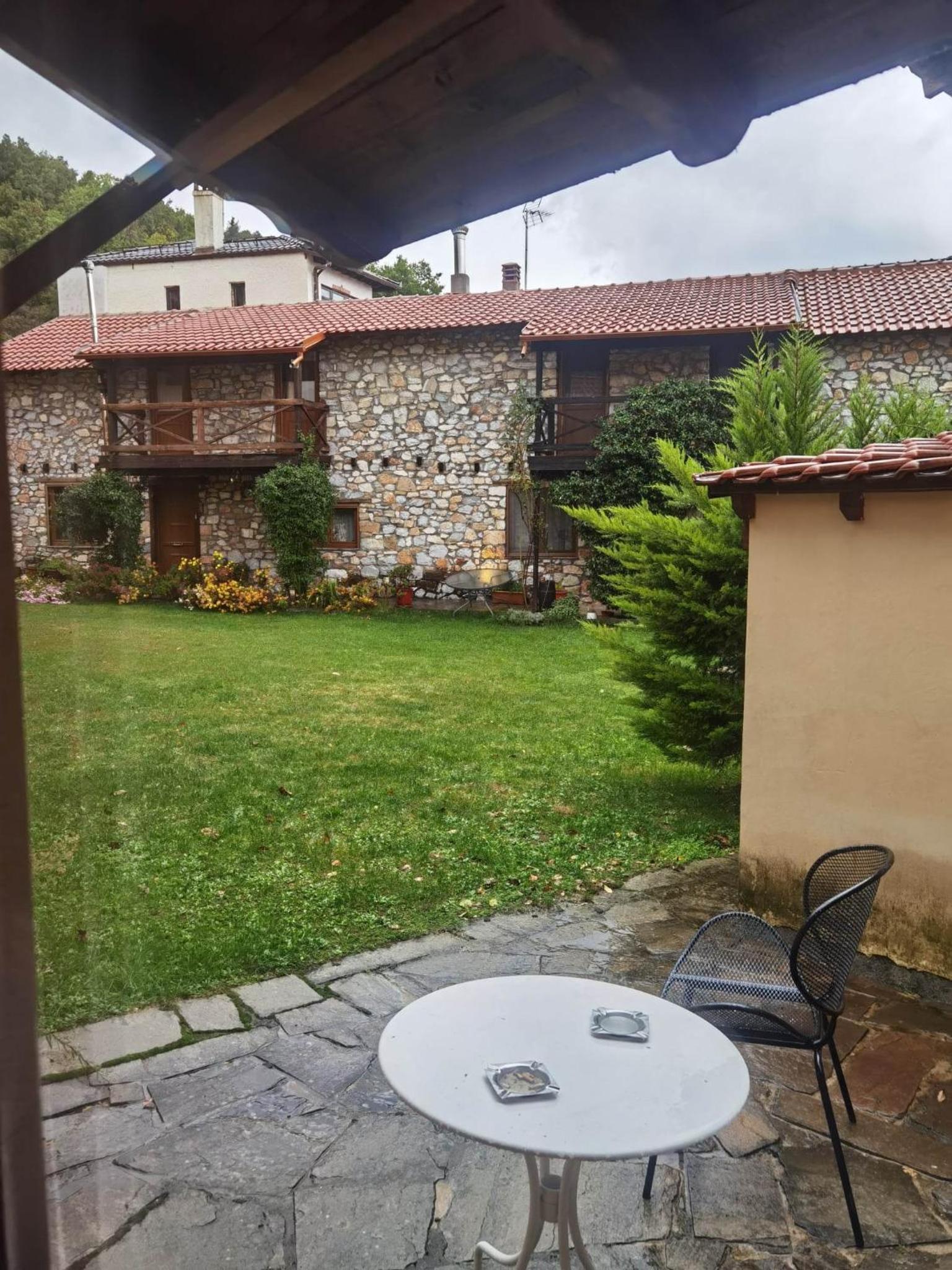 Photo 16