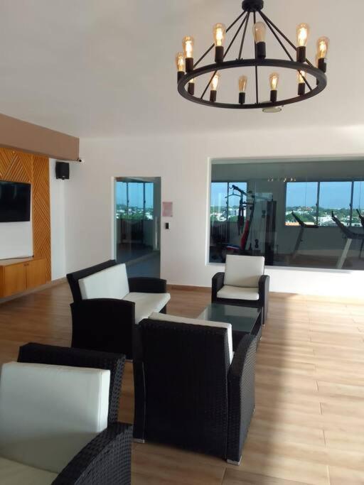 Apartamento Céntrico en Santo Domingo 5F