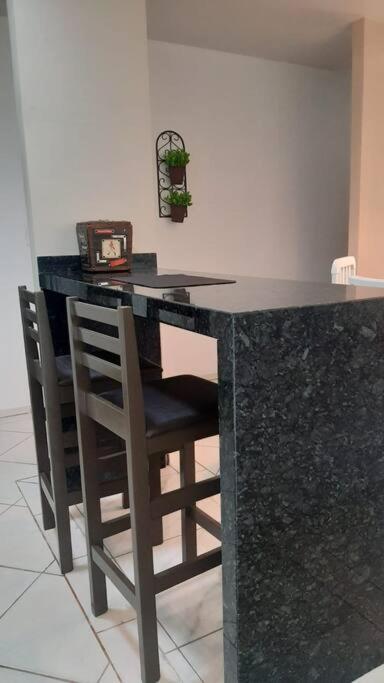Casa Verde - 5 quartos a 600m Praia e próximo Beto Carrero