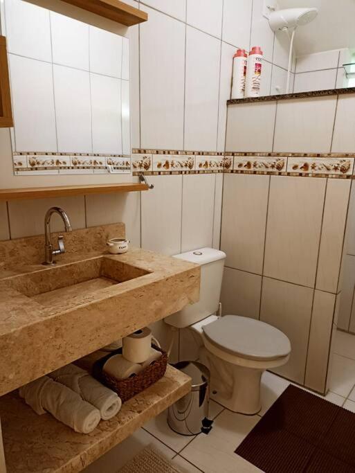 Casa Verde - 5 quartos a 600m Praia e próximo Beto Carrero