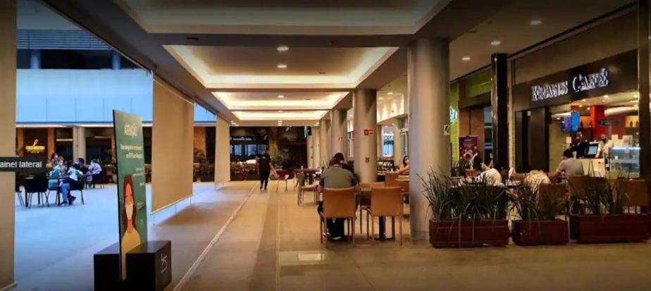 Luxuoso apartamento de 2 suítes dentro do Shopping DF Plaza Águas Claras Brasilia