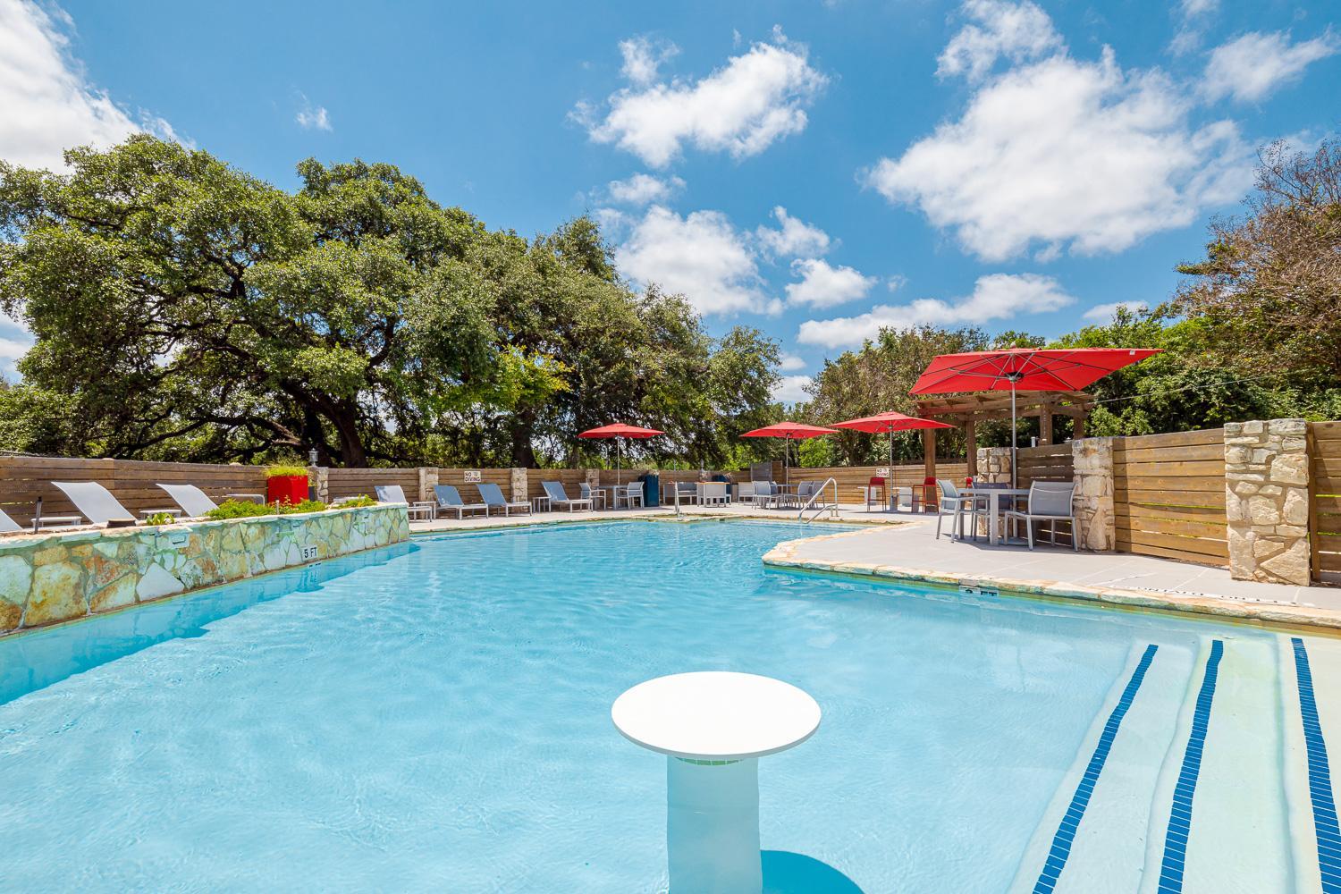 Comfy BoHo 2BD Apt in Cedar Park/North Austin