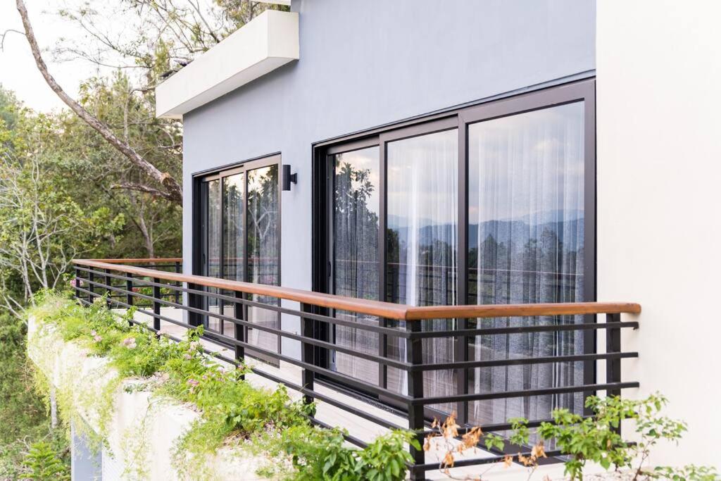 Luxury Mountain villa, Jarabacoa villa vargas