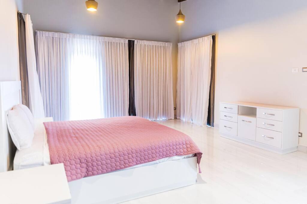 Luxury Mountain villa, Jarabacoa villa vargas