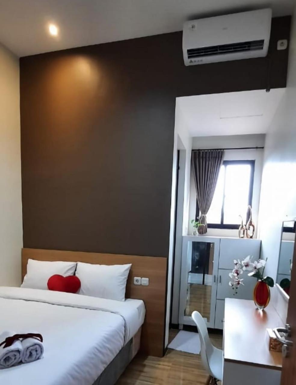 Phoenix Guest House view 2