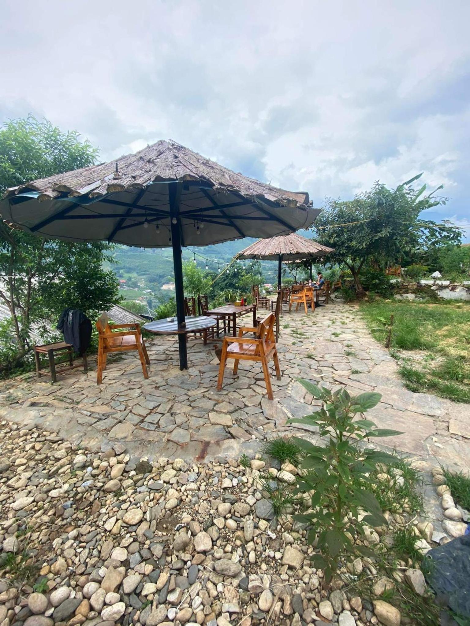 Hmong Sister House and Trekking