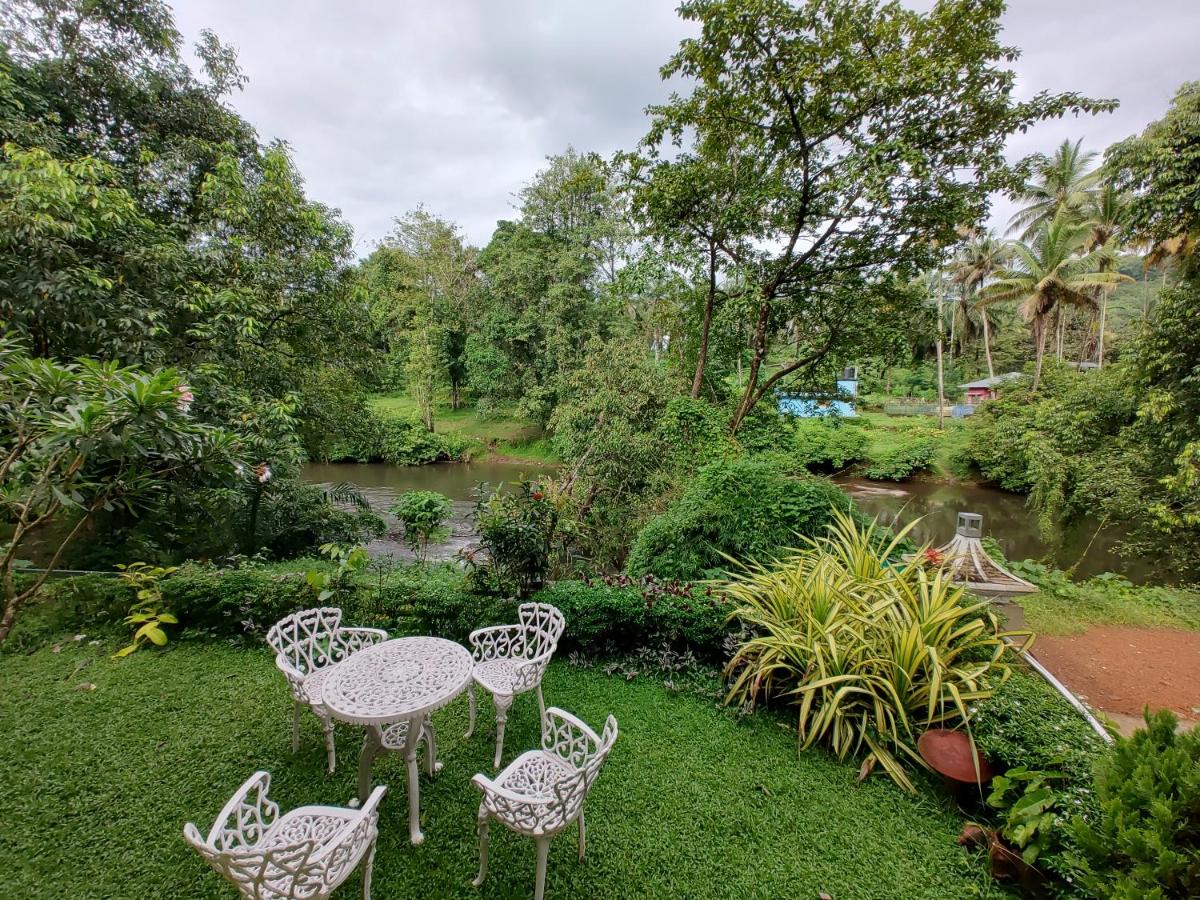 Athirapilly On The Rocks view 3