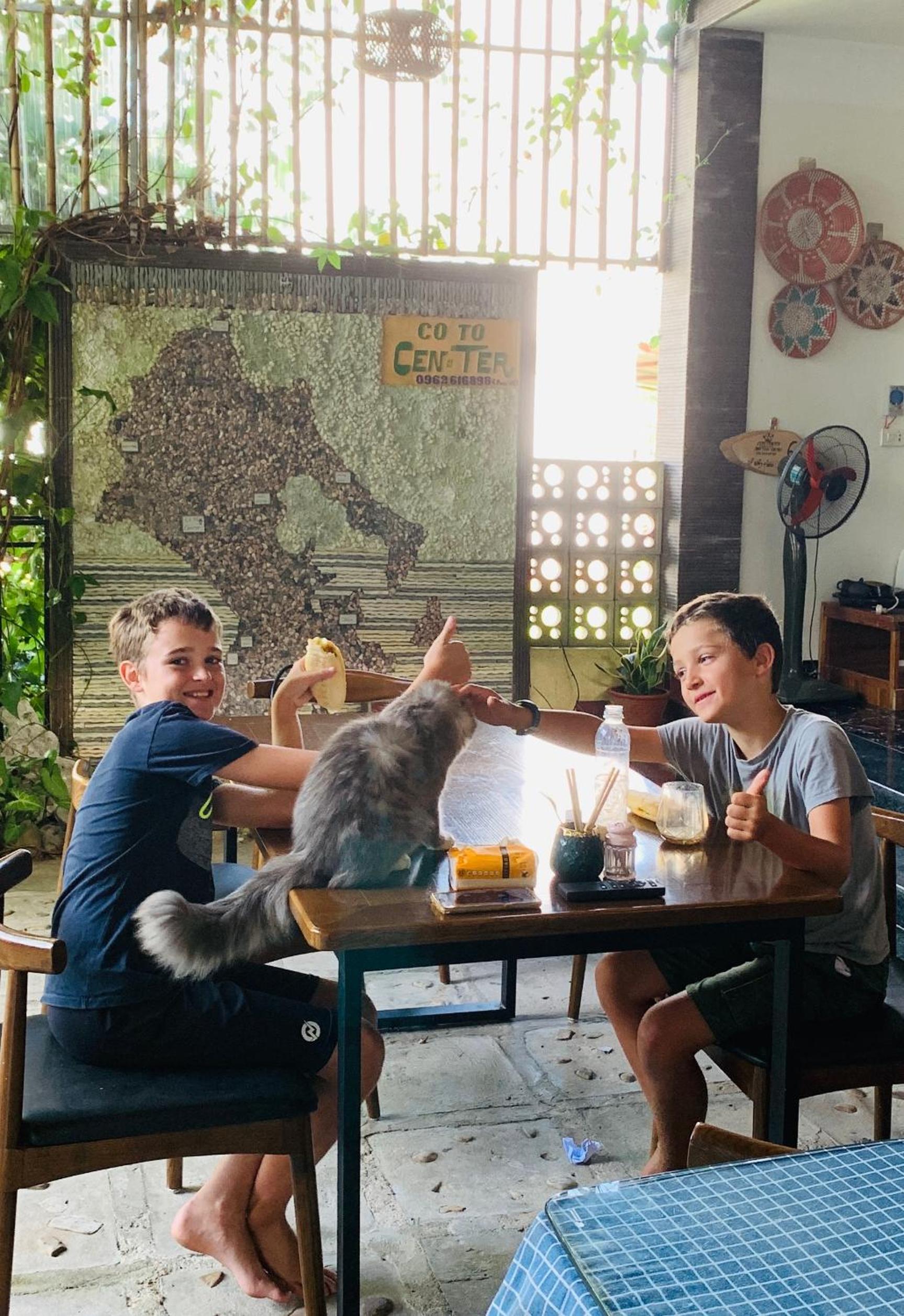 Coto Center Homestay