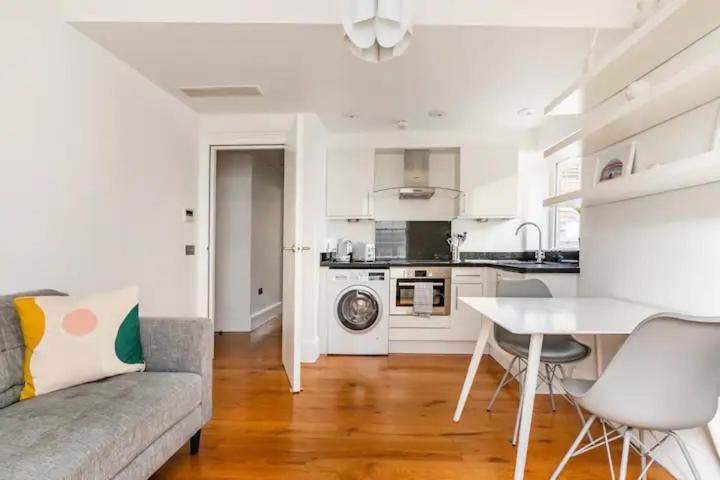 London City 1 Bed with Roof Terrace