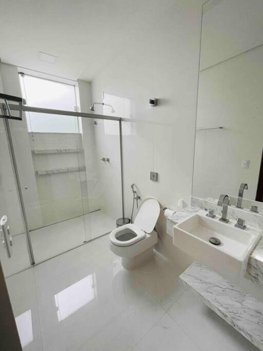 Mansão Exclusiva em Escarpas do Lago