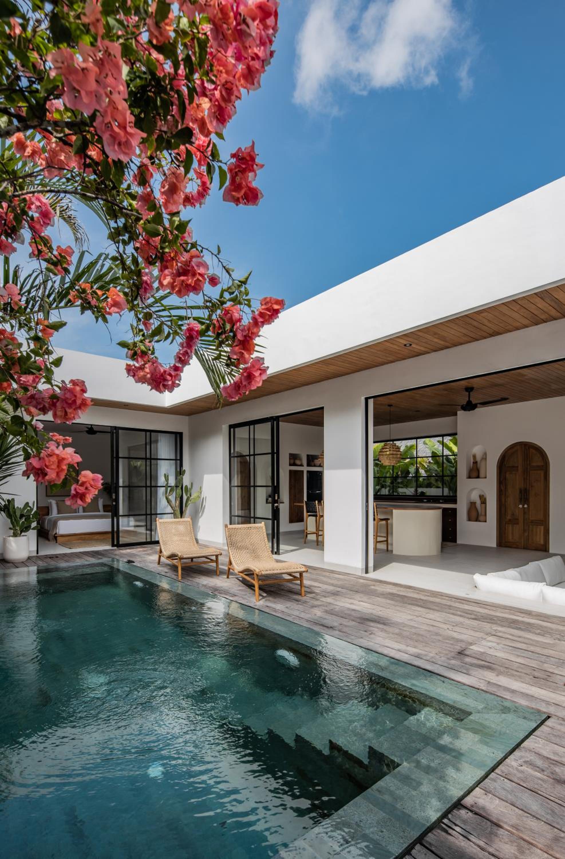 The Young Villas - Canggu view 4