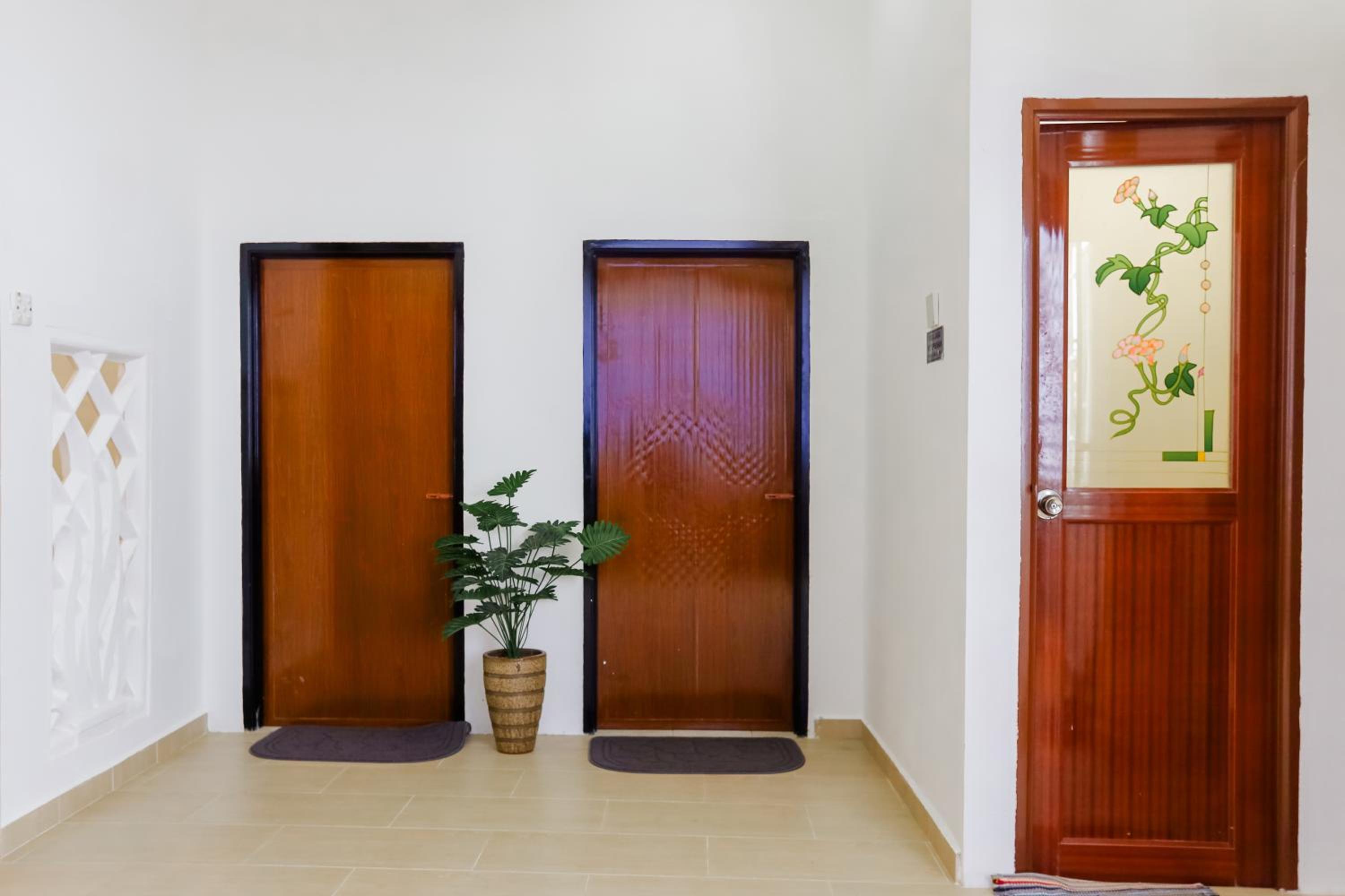 MYA GUEST HOUSE photo 8