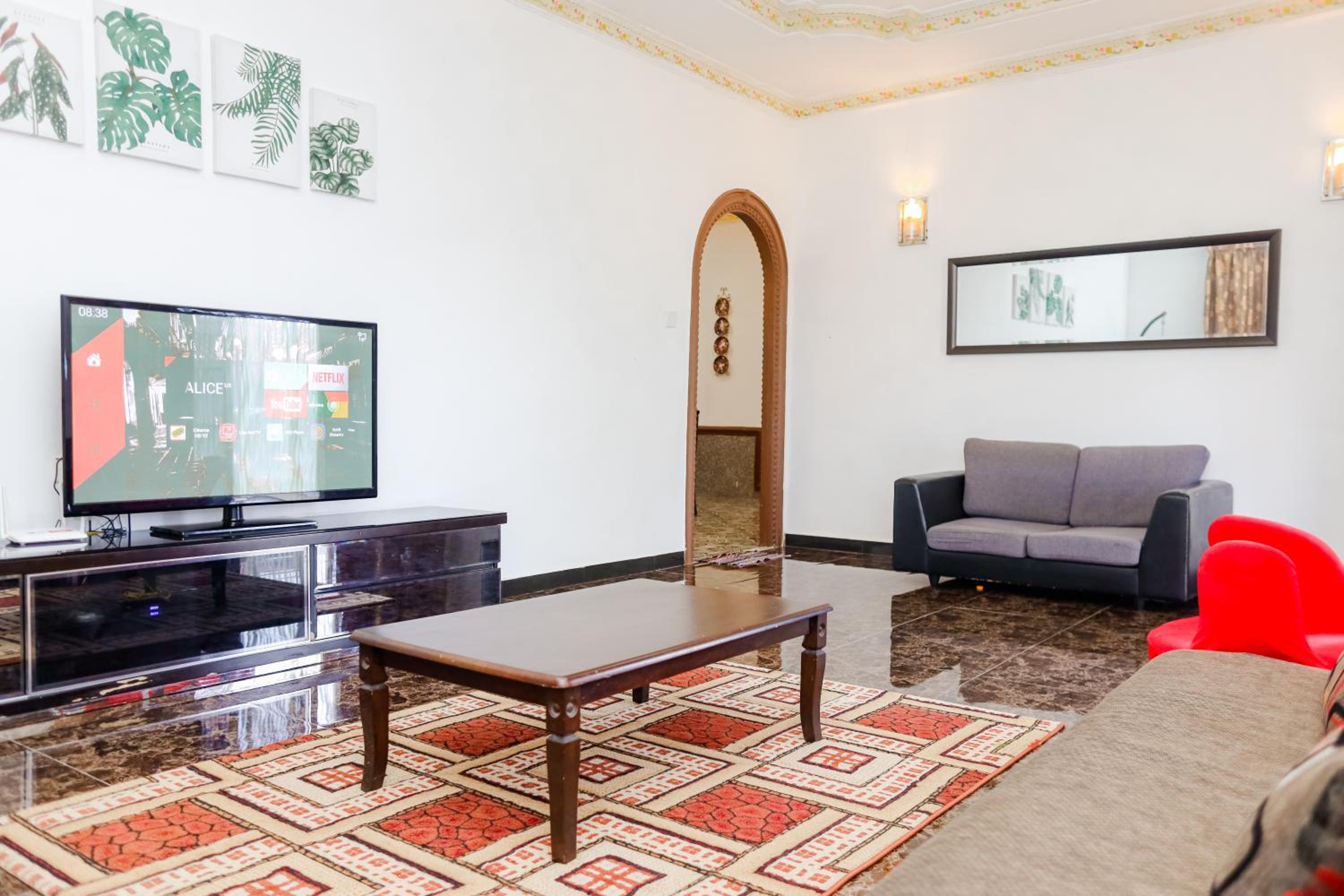 MYA GUEST HOUSE photo 1
