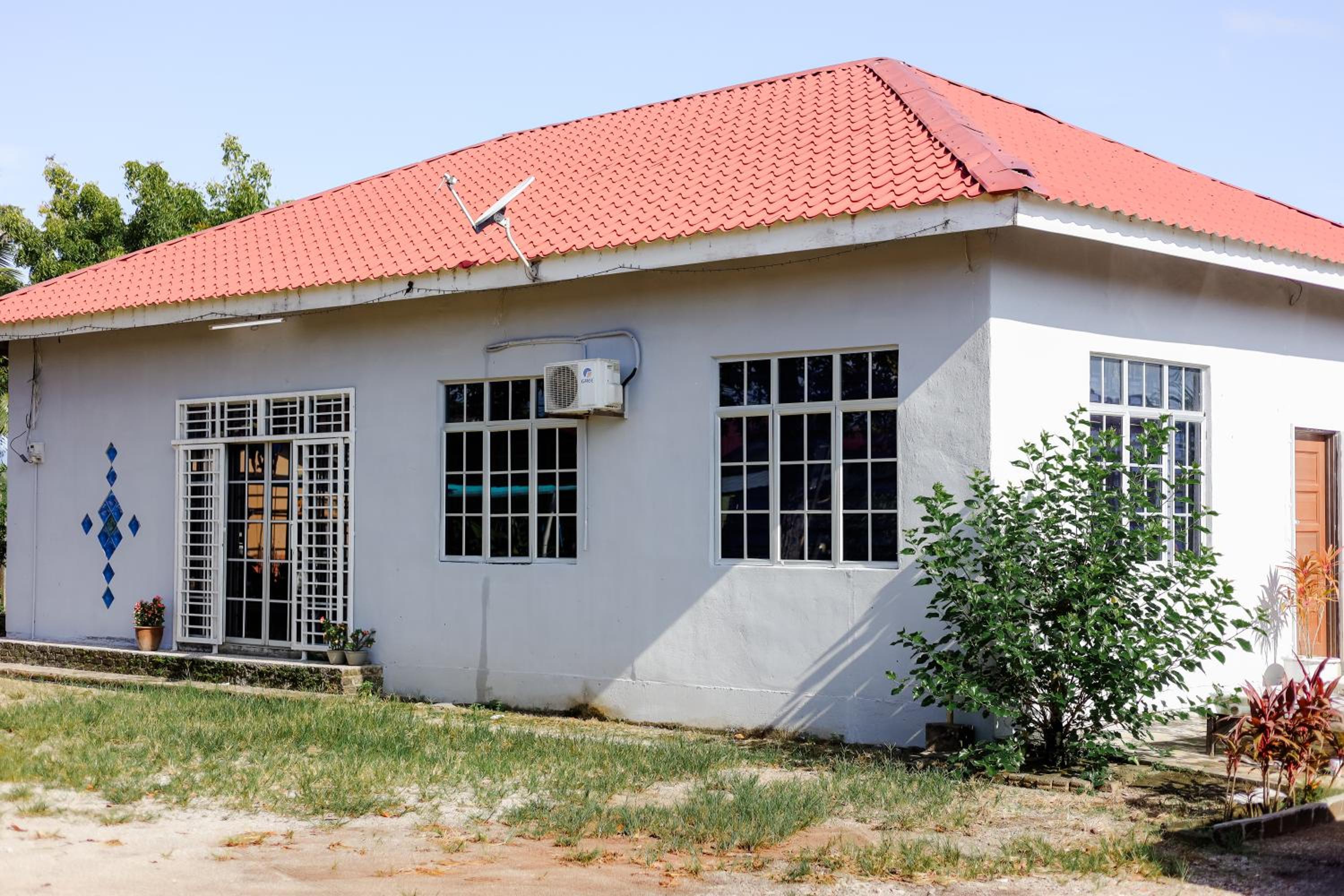 MYA GUEST HOUSE photo 2