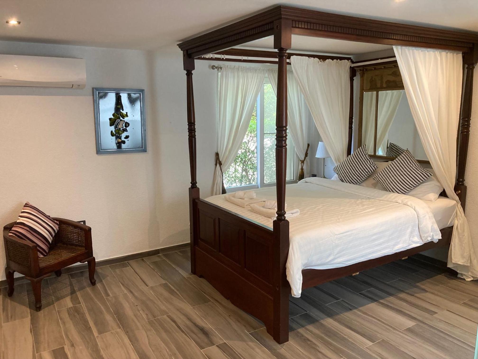 Siam Royal View Villas
