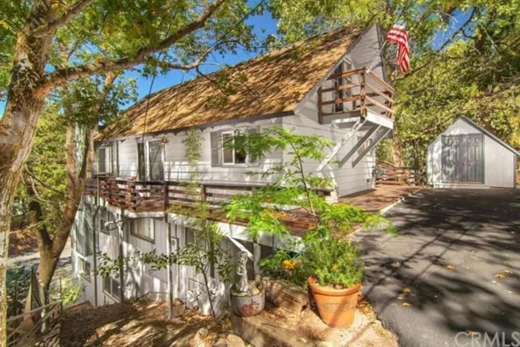 Fantastic Family Cabin - Crest Park Area-Lake Arrowhead view 2