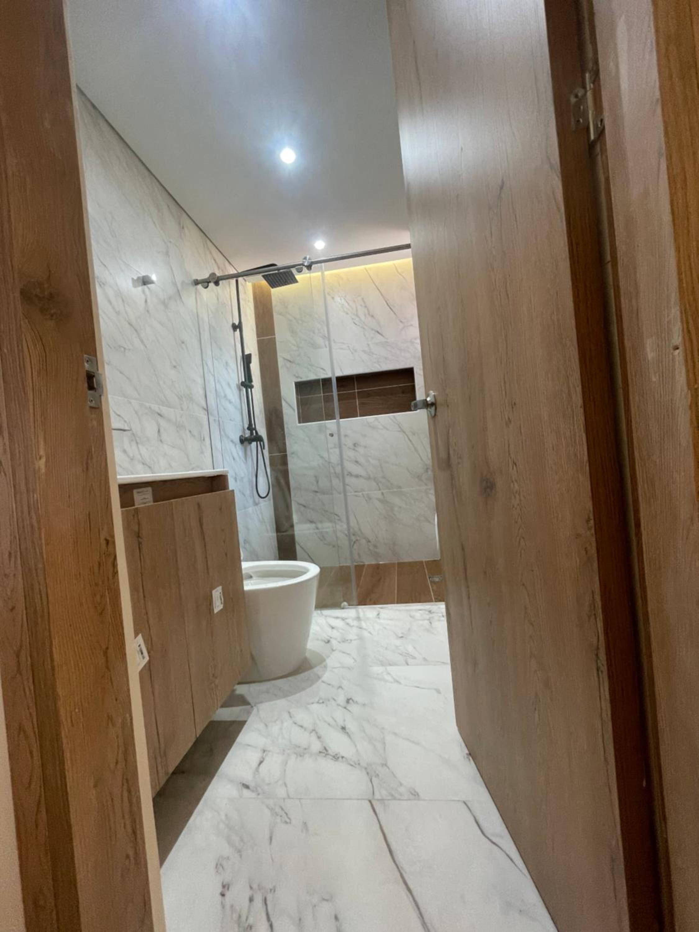 Plazetto Laurles Apartamento bonito de 3 alcobas Parquedero