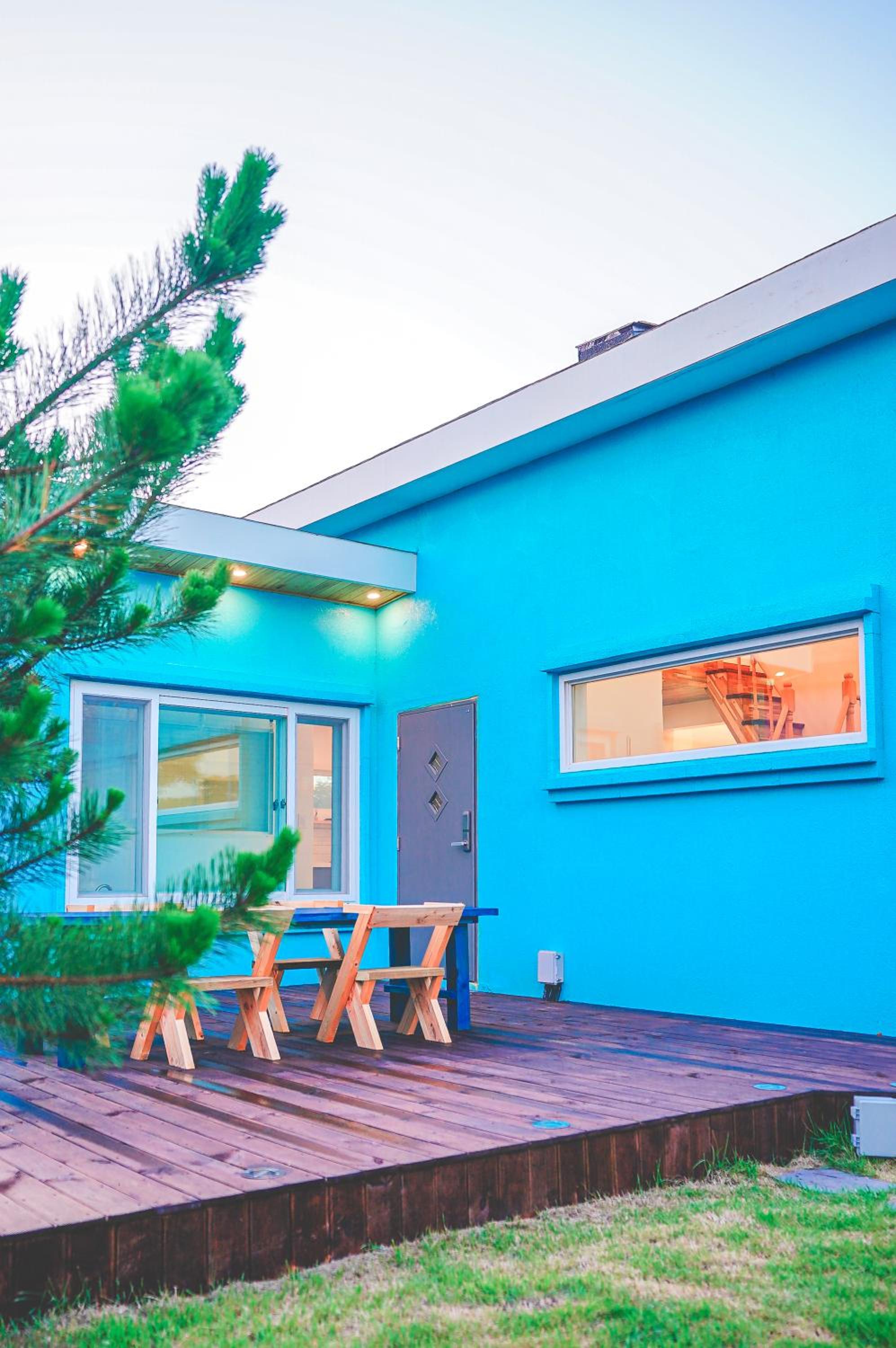 Jeju Love Stay Mint