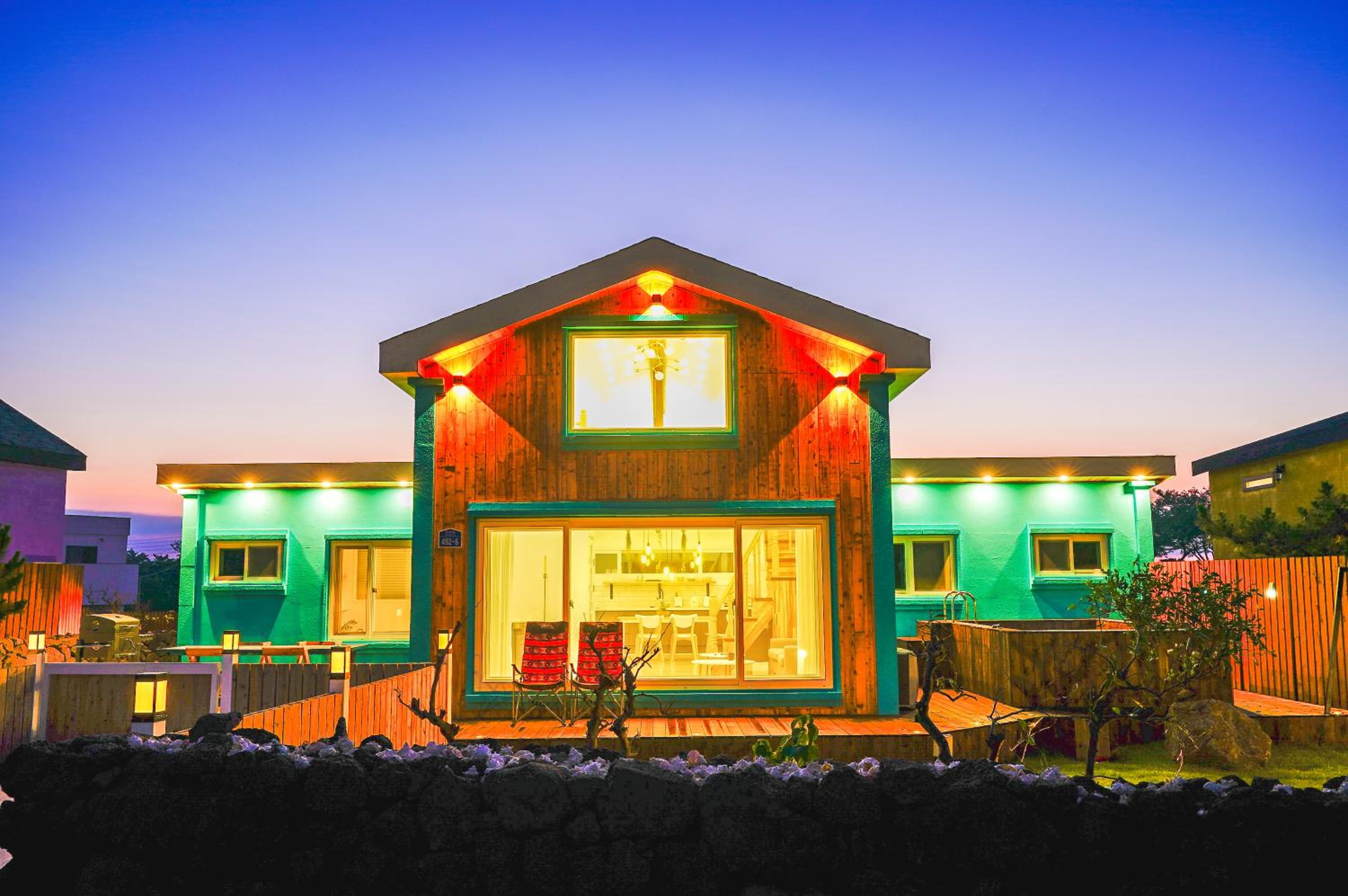 Jeju Love Stay Mint
