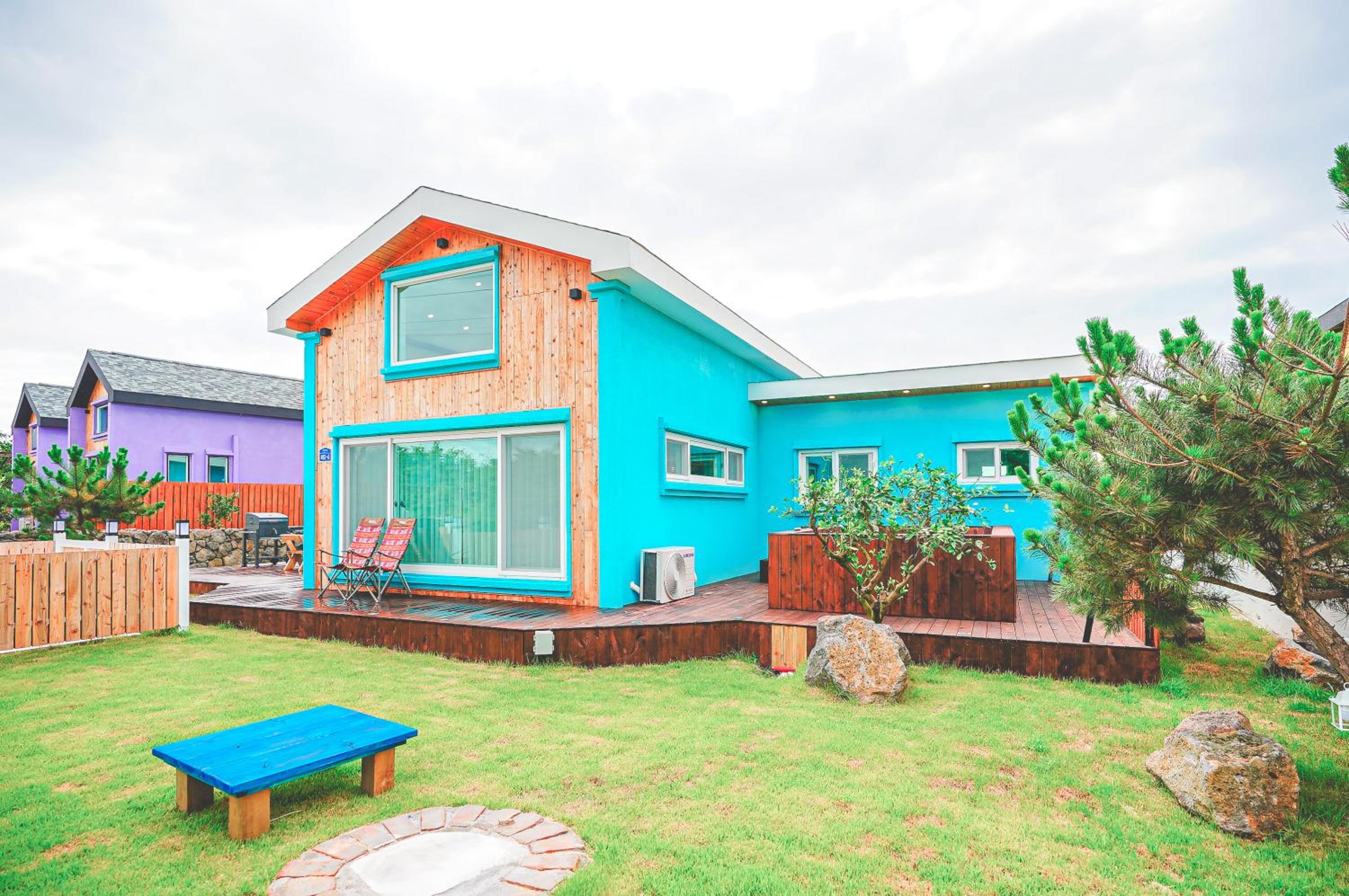Jeju Love Stay Mint