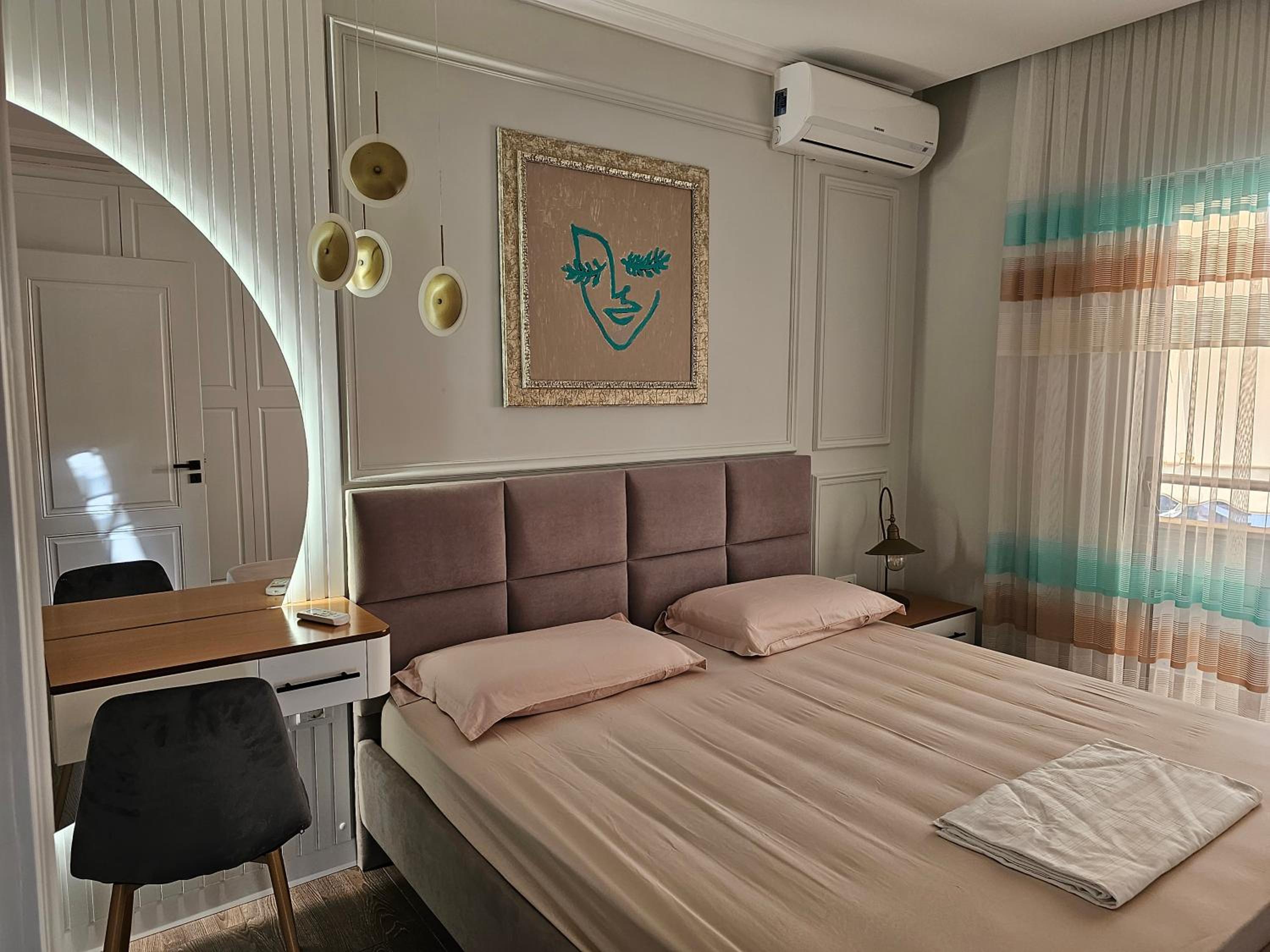 Adore Apartment City Center