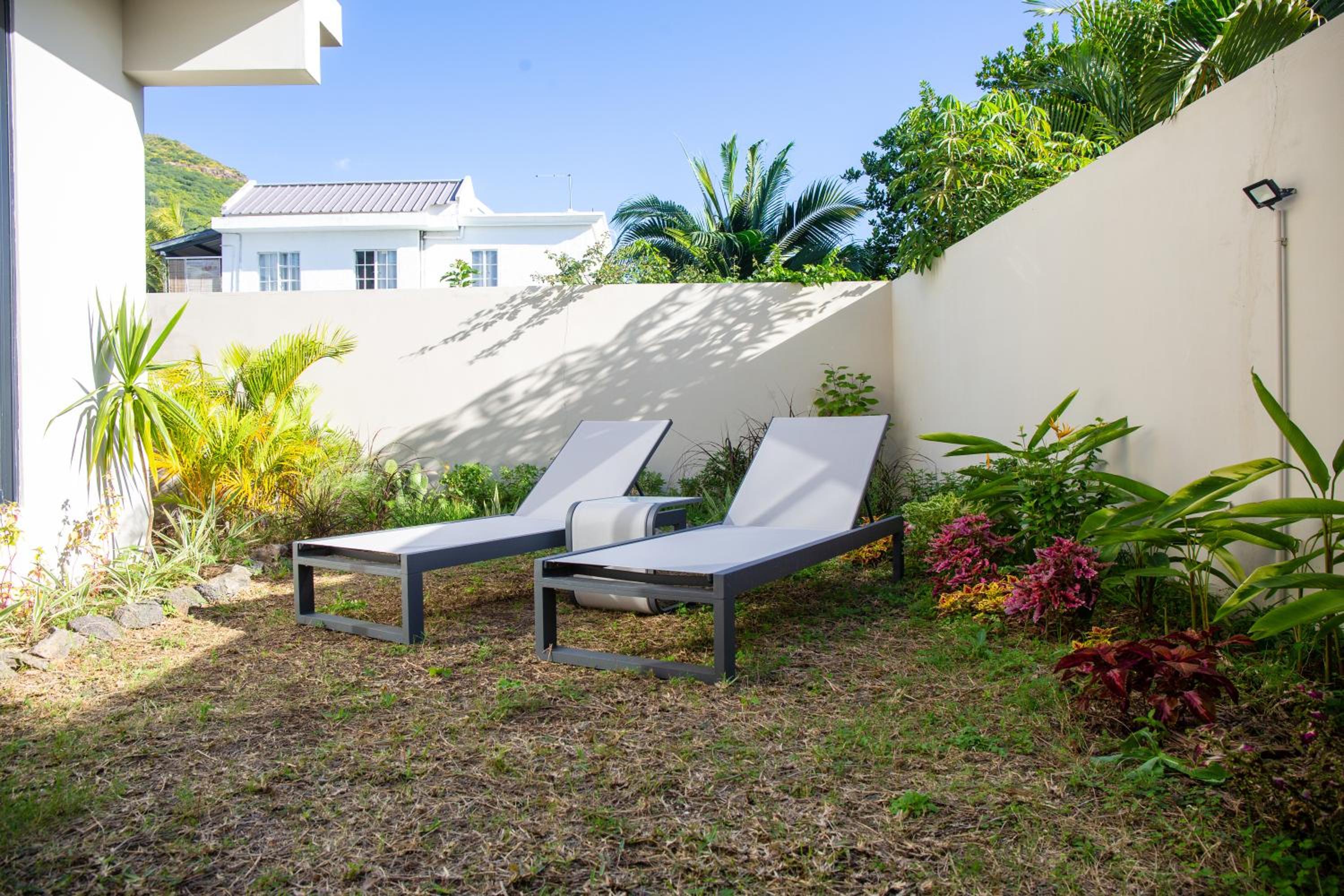 Appartement moderne de 3 chambres avec jardin près de la plage photo 4