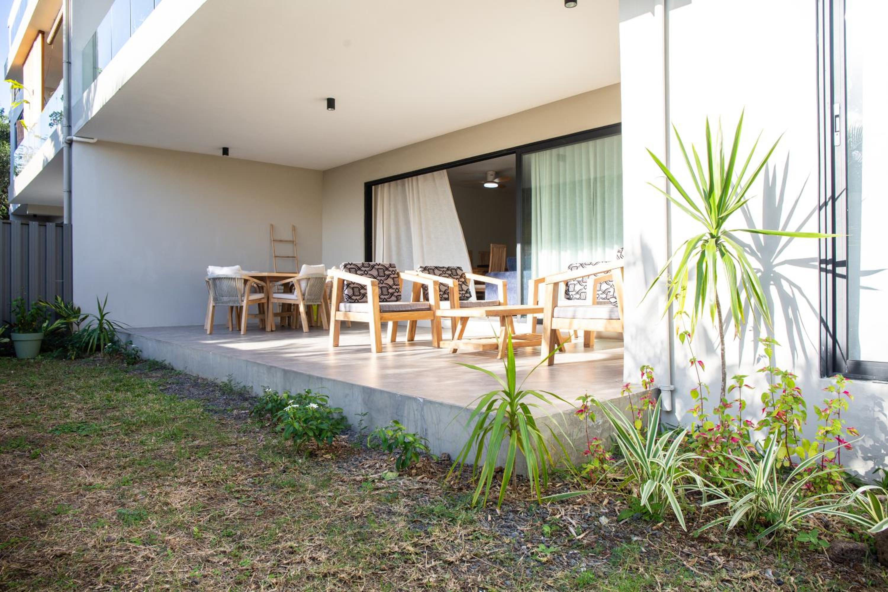 Appartement moderne de 3 chambres avec jardin près de la plage photo 5