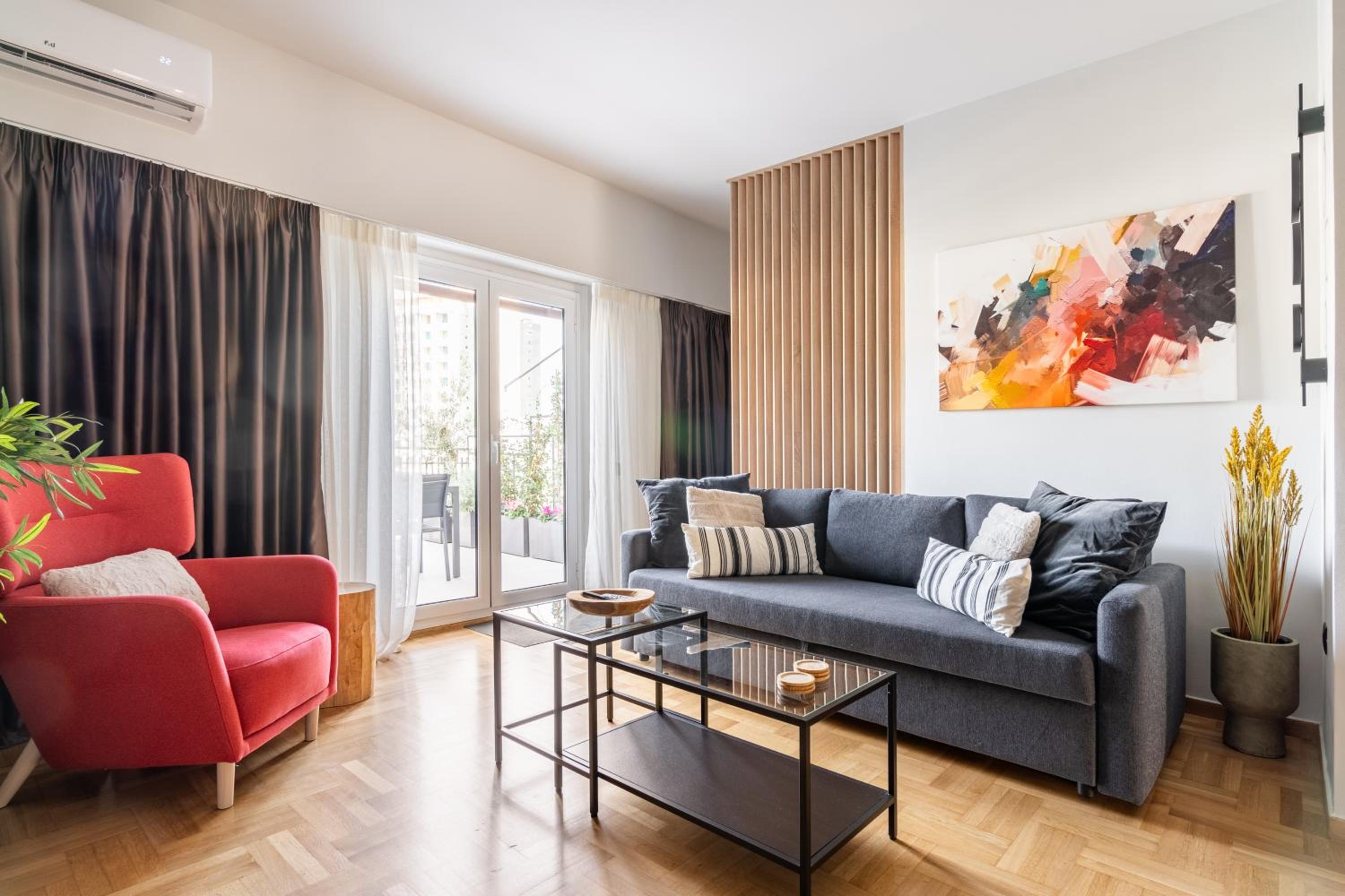 Athena Blue Lux Apartments 2BR 2BA with City Skyline View, near Kolonaki