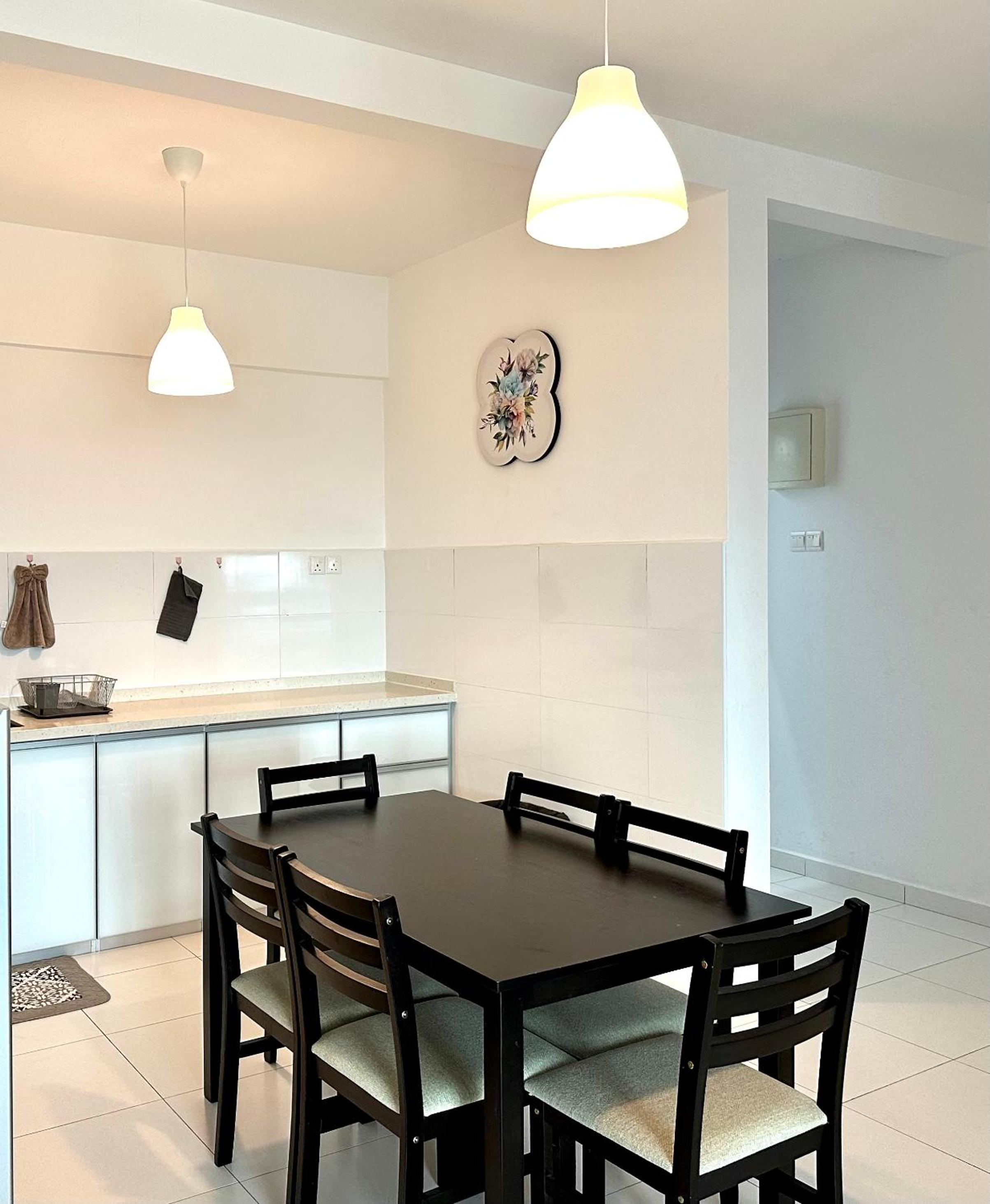 Nureenas Residence Condominium